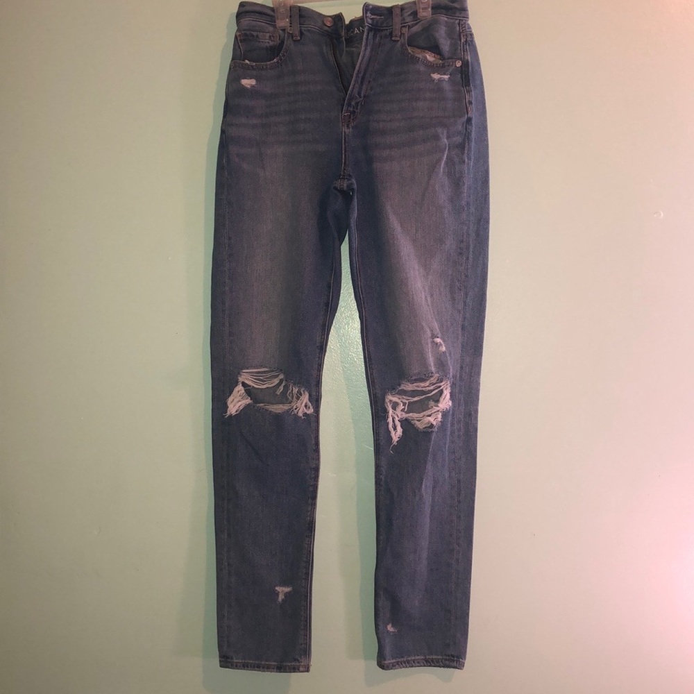 American Eagle mom jeans